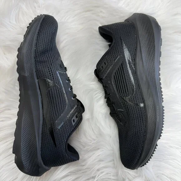 Nike Air Zoom Pegasus 40 Low Womens Running Shoes Black DV3854-003 VNDS Sz 7 - Picture 4 of 7